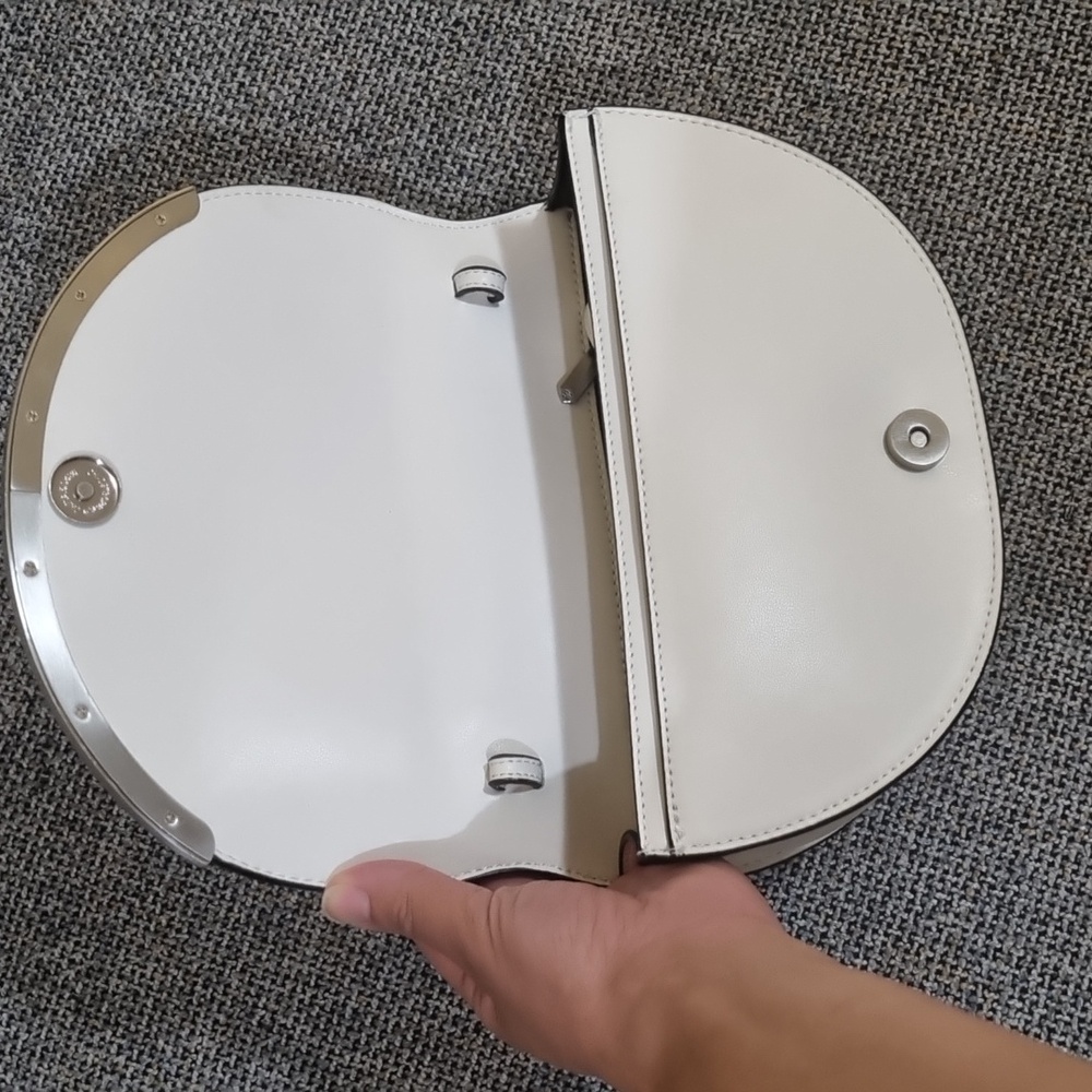 Sam Edelman Dinah Half Moon Handheld/Crossbody Small Bag White w/Silver Hardware - Picture 11 of 16